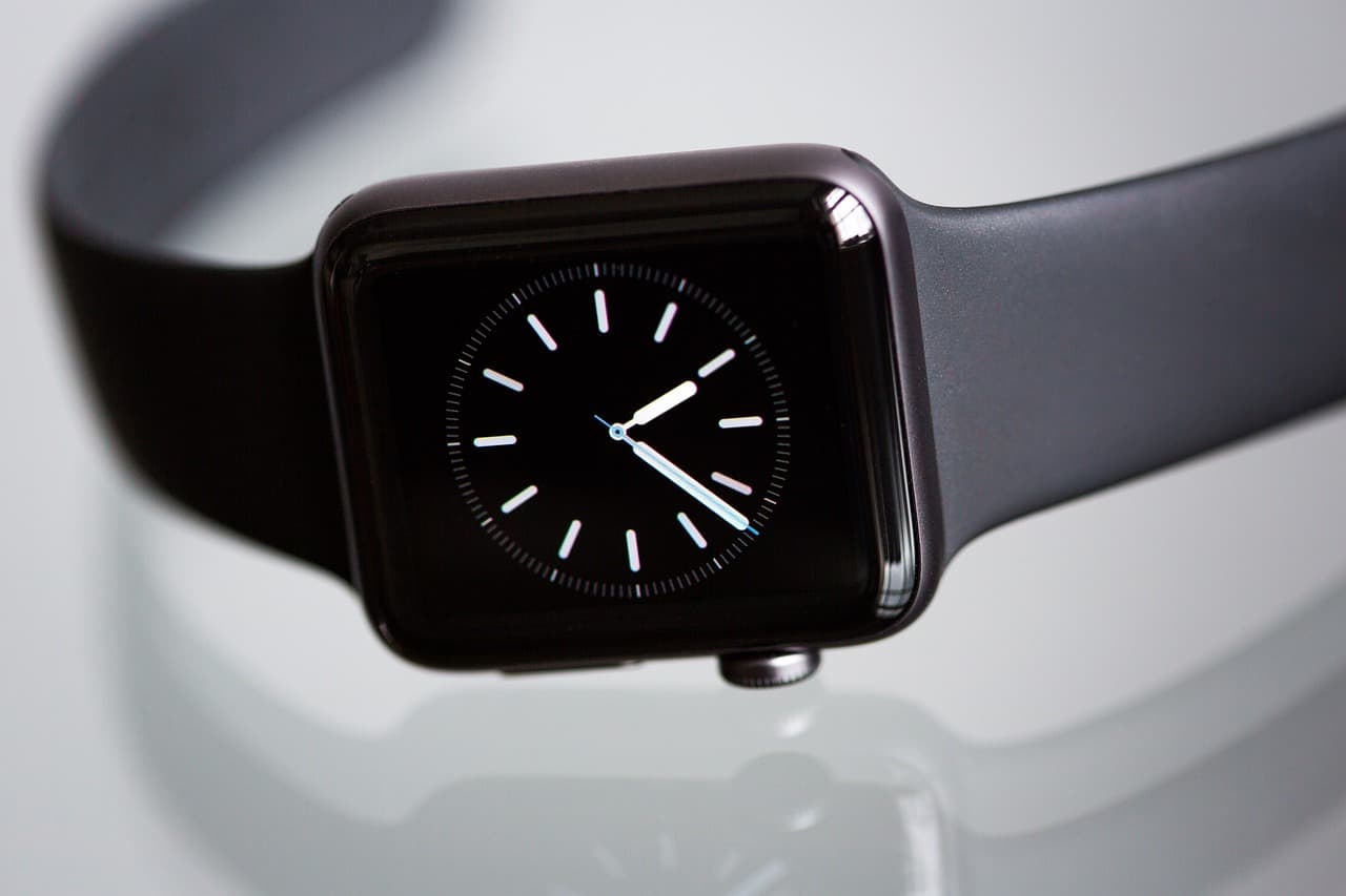 Can I Wear An Apple Watch In The Shower?